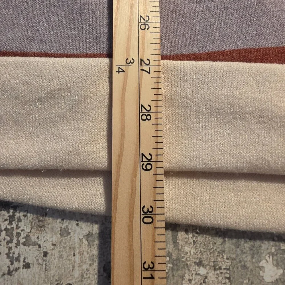 Heimish USA Women's Long-sleeved V Neck Sweater with Pockets Size Large - Picture 7 of 7